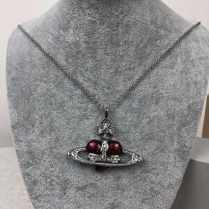 ❤️ Vivienne Westwood Red Heart Saturn Necklace